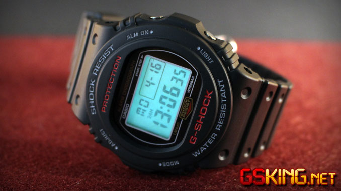 Casio G-Shock DW-5750E-1ER grünlich-blau leuchtendes EL Backlight mit Autoglow Funktion